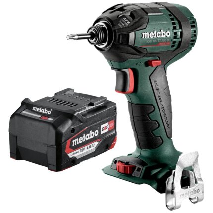 Sampak M18: 1/2″ slagnøgle FHIW2F12-0 + batteri B5 Sampak M18: 1/2″ slagnøgle FHIW2F12-0 + batteri B5