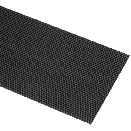 Gummiløber sort finriflet NR 3mm 1,25m bred rl/10m